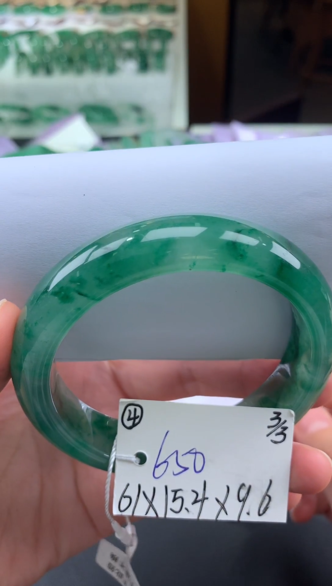 【闪购商品】石英质玉手镯未镶嵌拍下联系小耳机看购买须知！！！