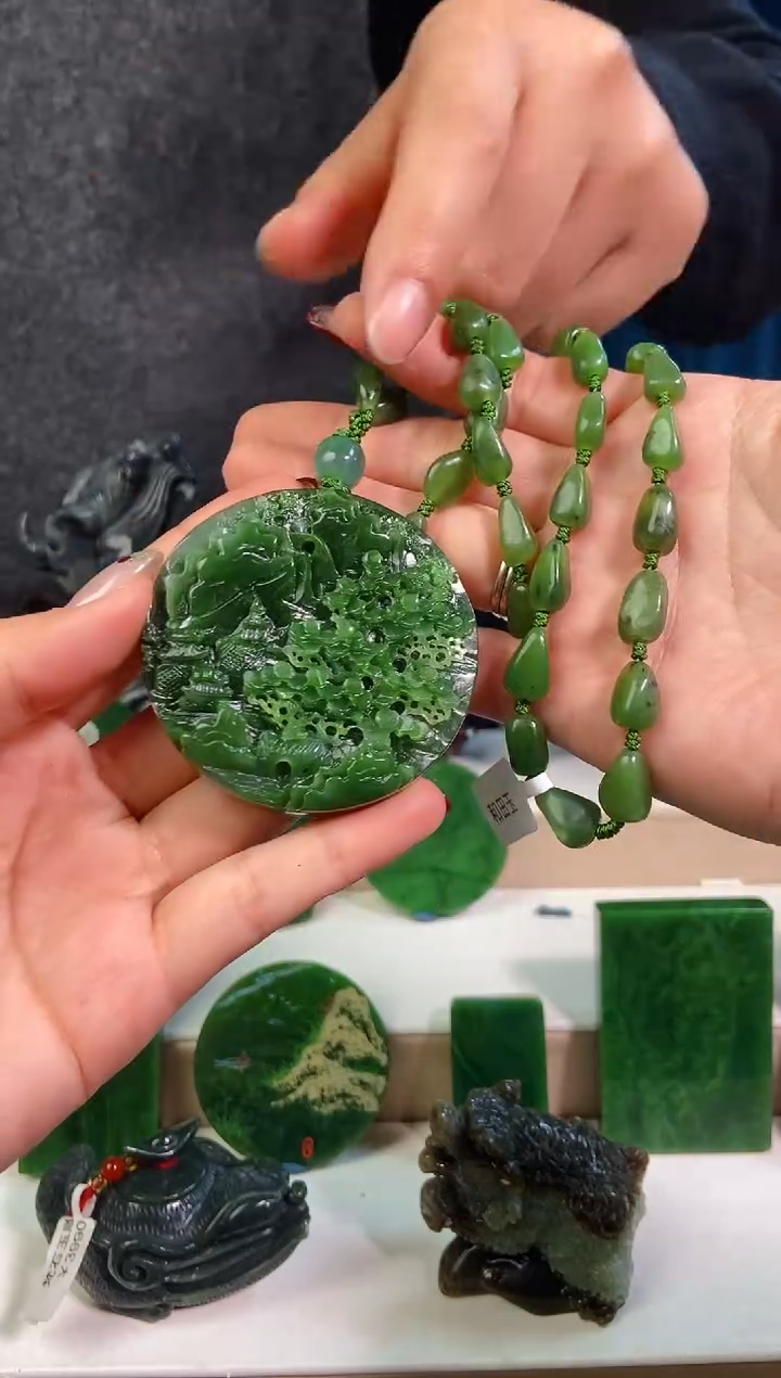 【闪购商品】和田玉挂件未镶嵌1