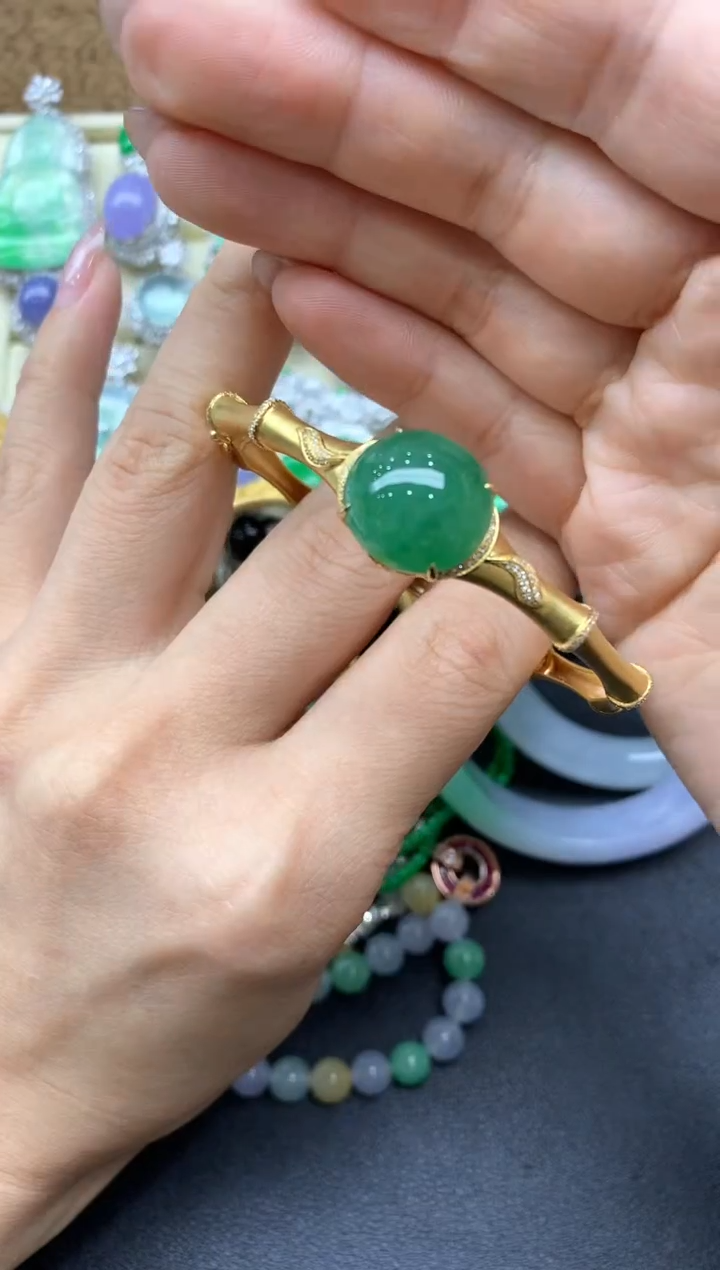 【闪购商品】翡翠手镯18K金镶嵌533-中国好珍宝