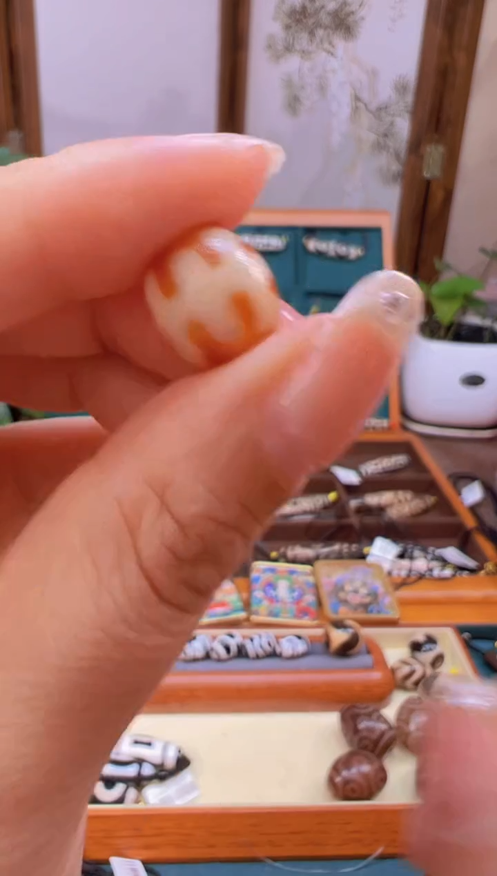 未镶嵌颈饰玛瑙/玉髓10.(微瑕随机发货)