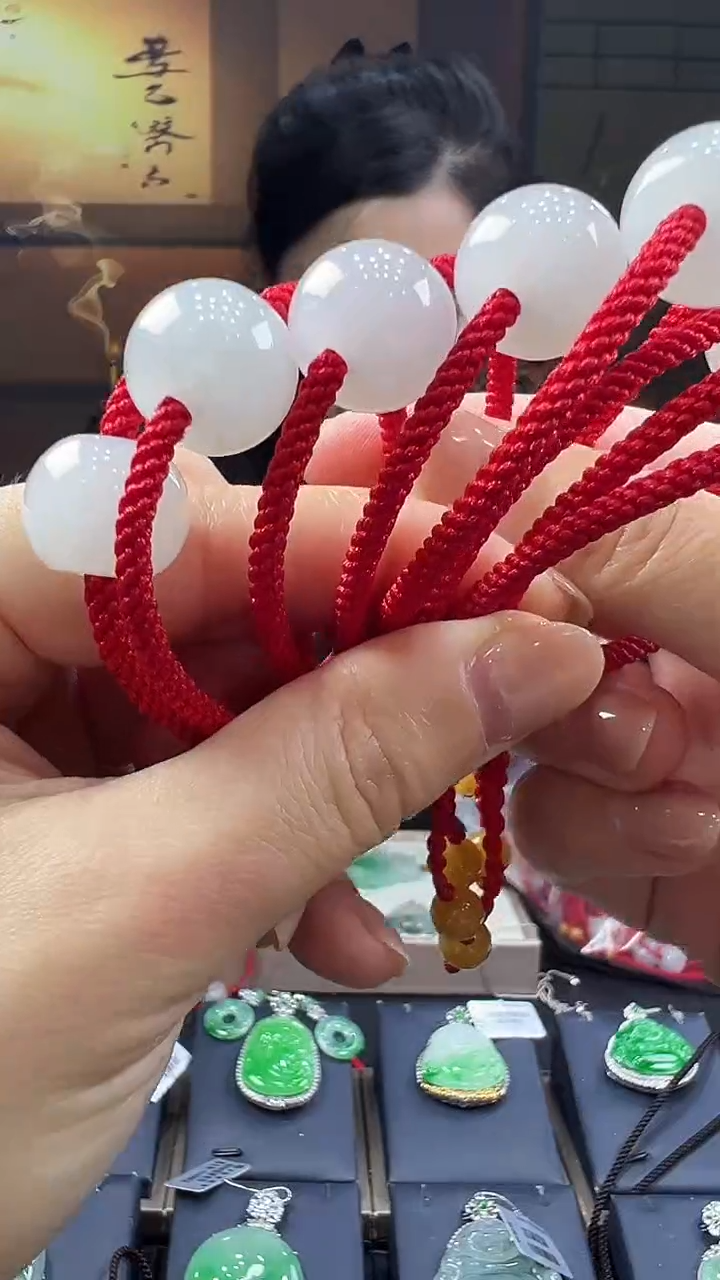 未镶嵌挂件翡翠路路通手绳（多样性发其一）