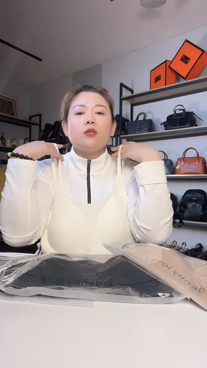 琳子推荐新款背心