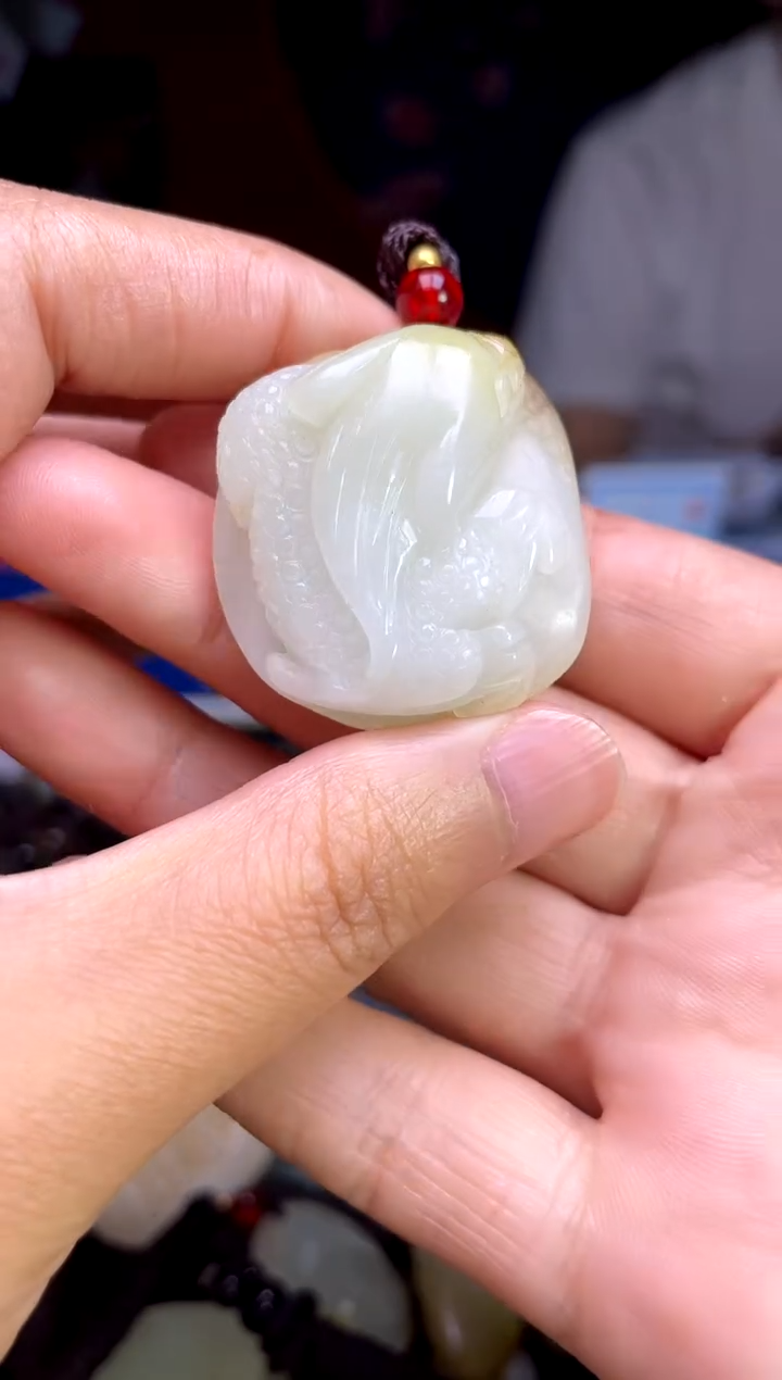 和田玉未镶嵌颈饰1