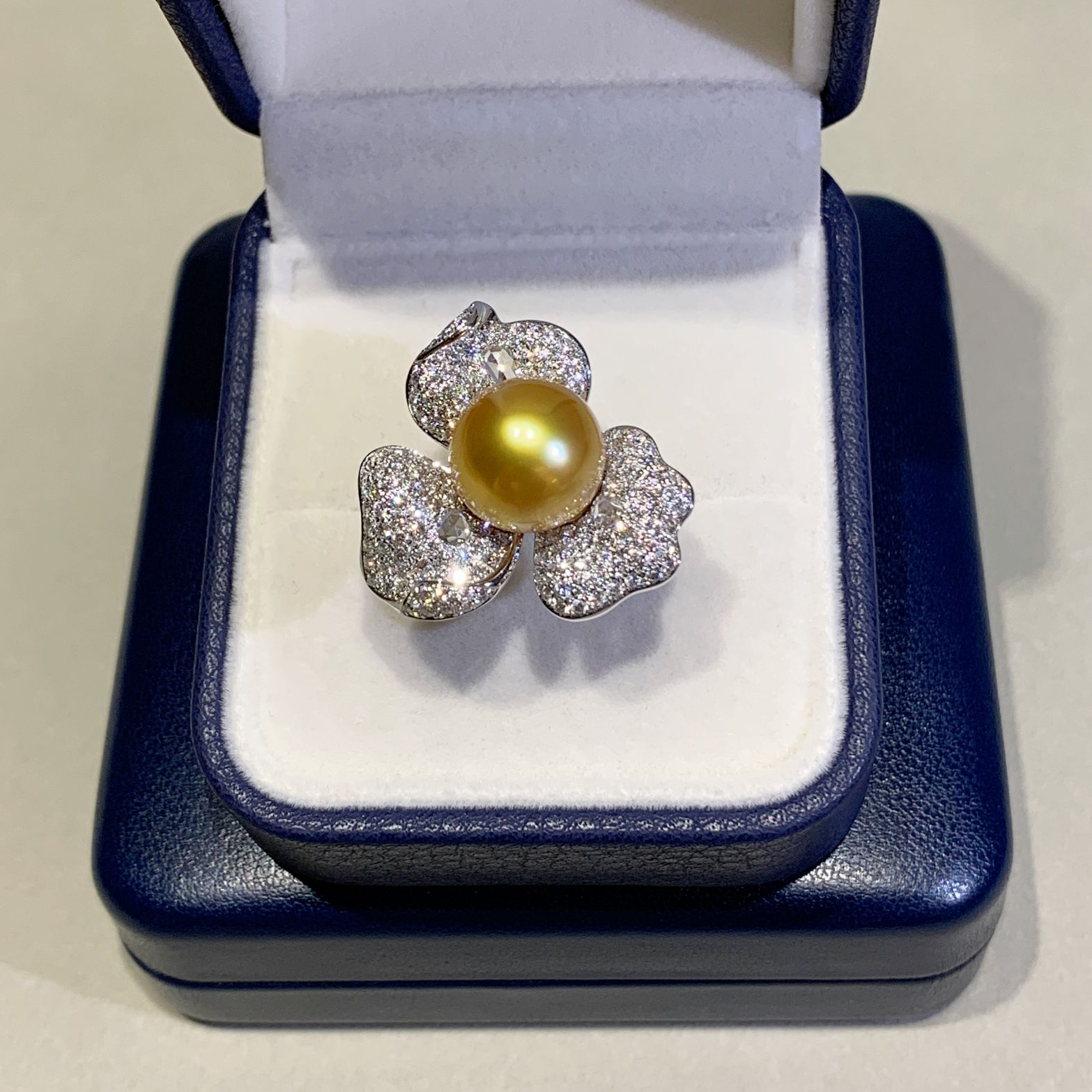 18k金钻石 金珠戒指 伯爵花珍珠戒指 10-11mm