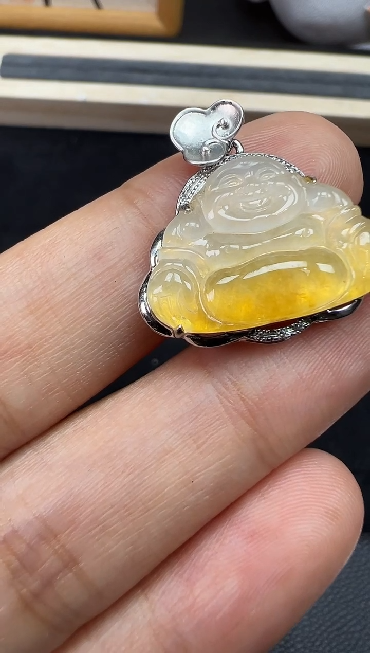 【闪购商品】翡翠吊坠(不含链)18K金镶嵌佛公