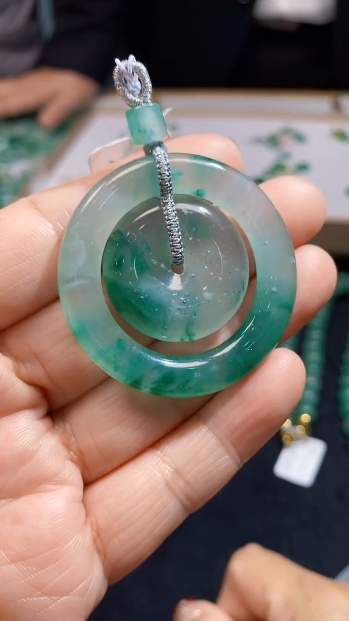 【闪购商品】石英质玉颈饰未镶嵌天然A货非洲翠