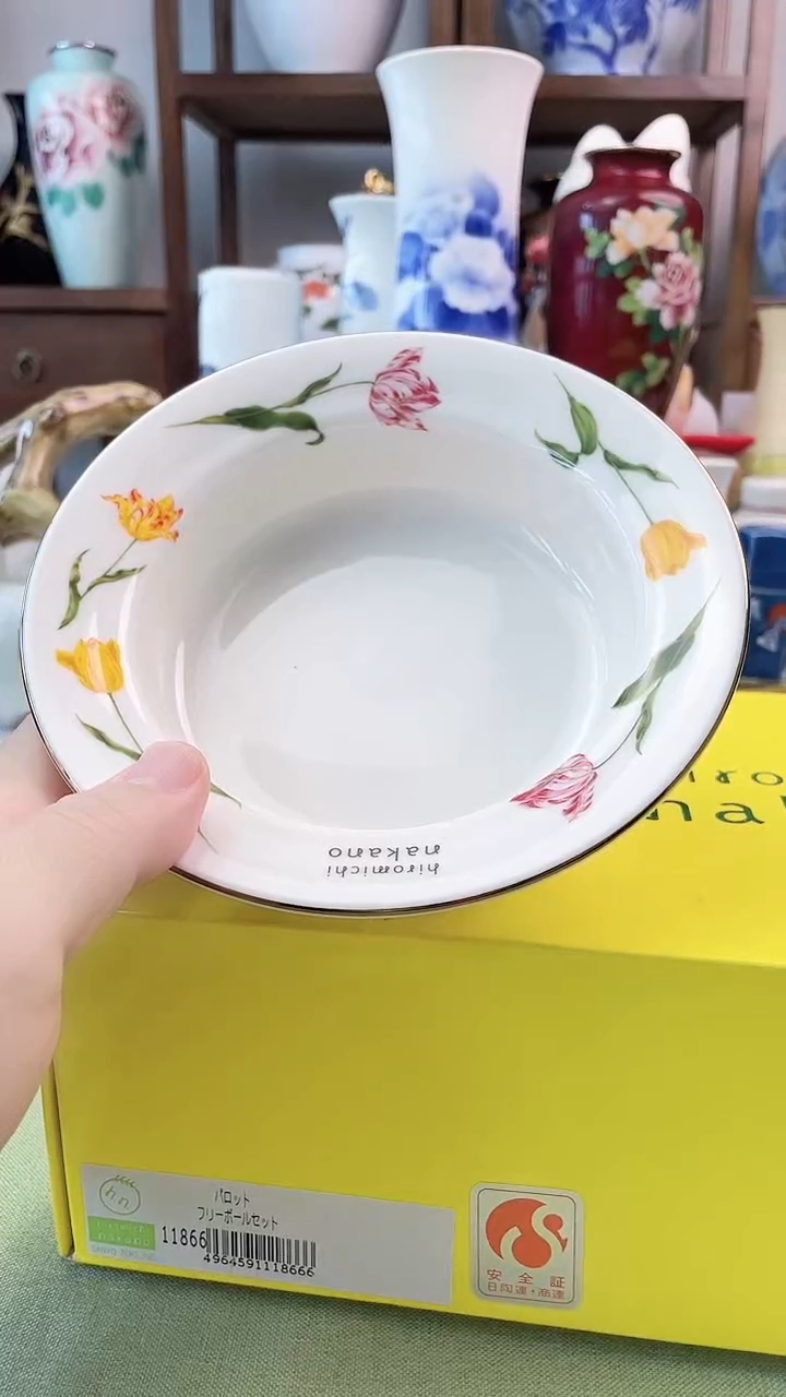 瓷片日产花卉深盘