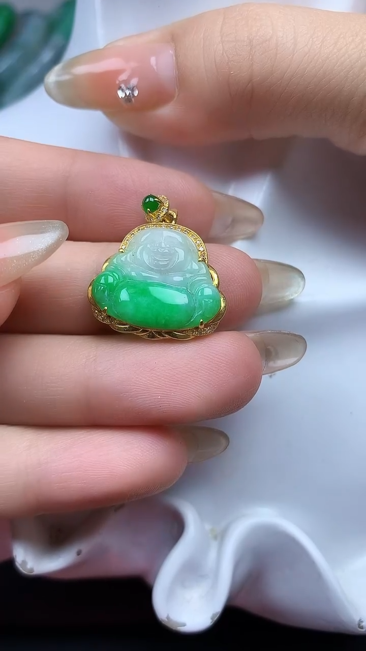 【闪购商品】翡翠颈饰18K金镶嵌 颈饰