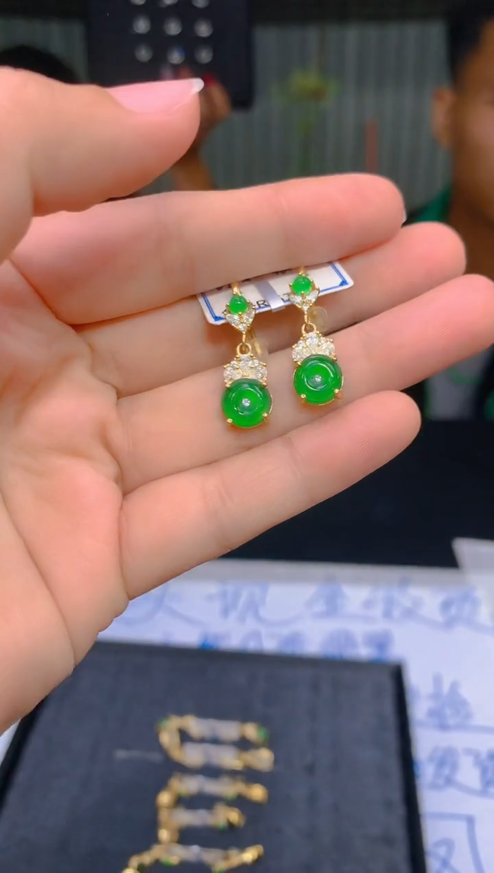 定制翡翠未镶嵌48定制翡翠-多样性发货（发其一）