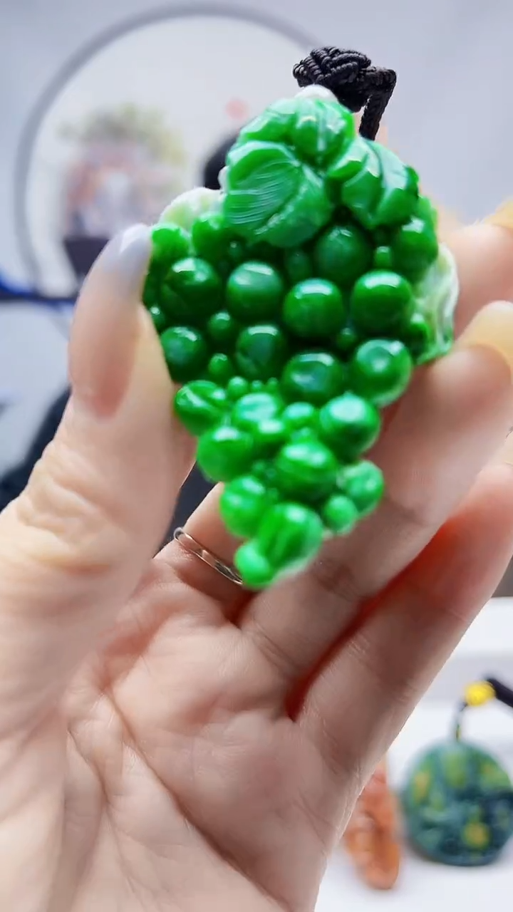 未镶嵌定制翡翠毛货挂件51