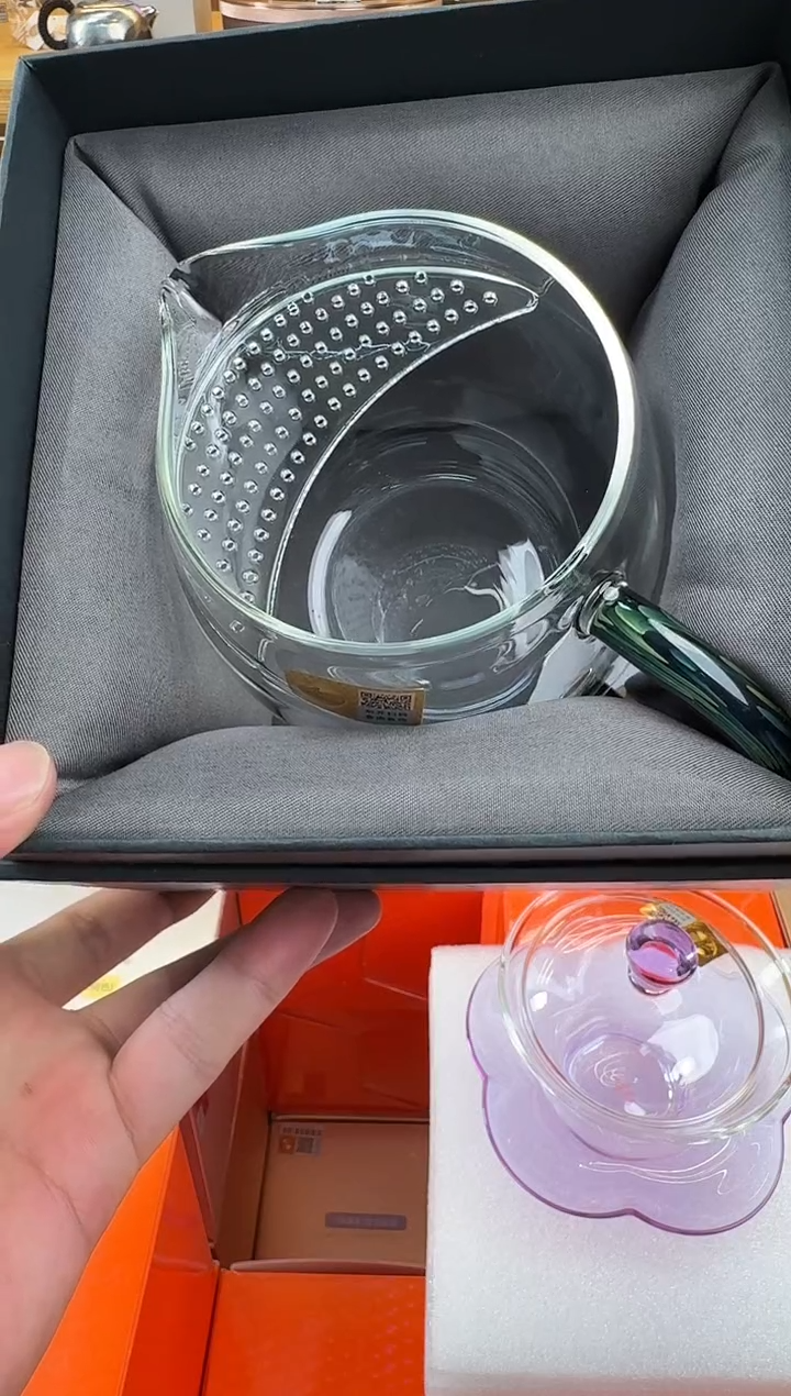 @@禾器凤仪澄然凤尾青绿