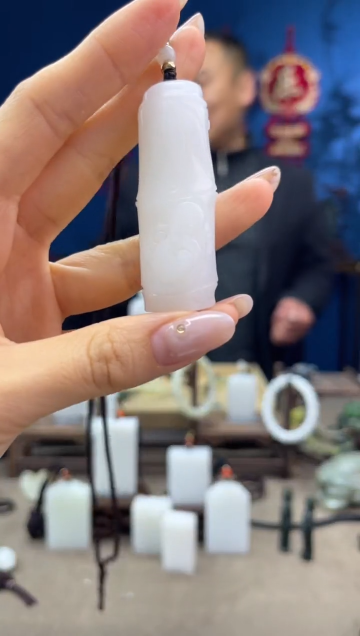 【闪购商品】和田玉未镶嵌颈饰1