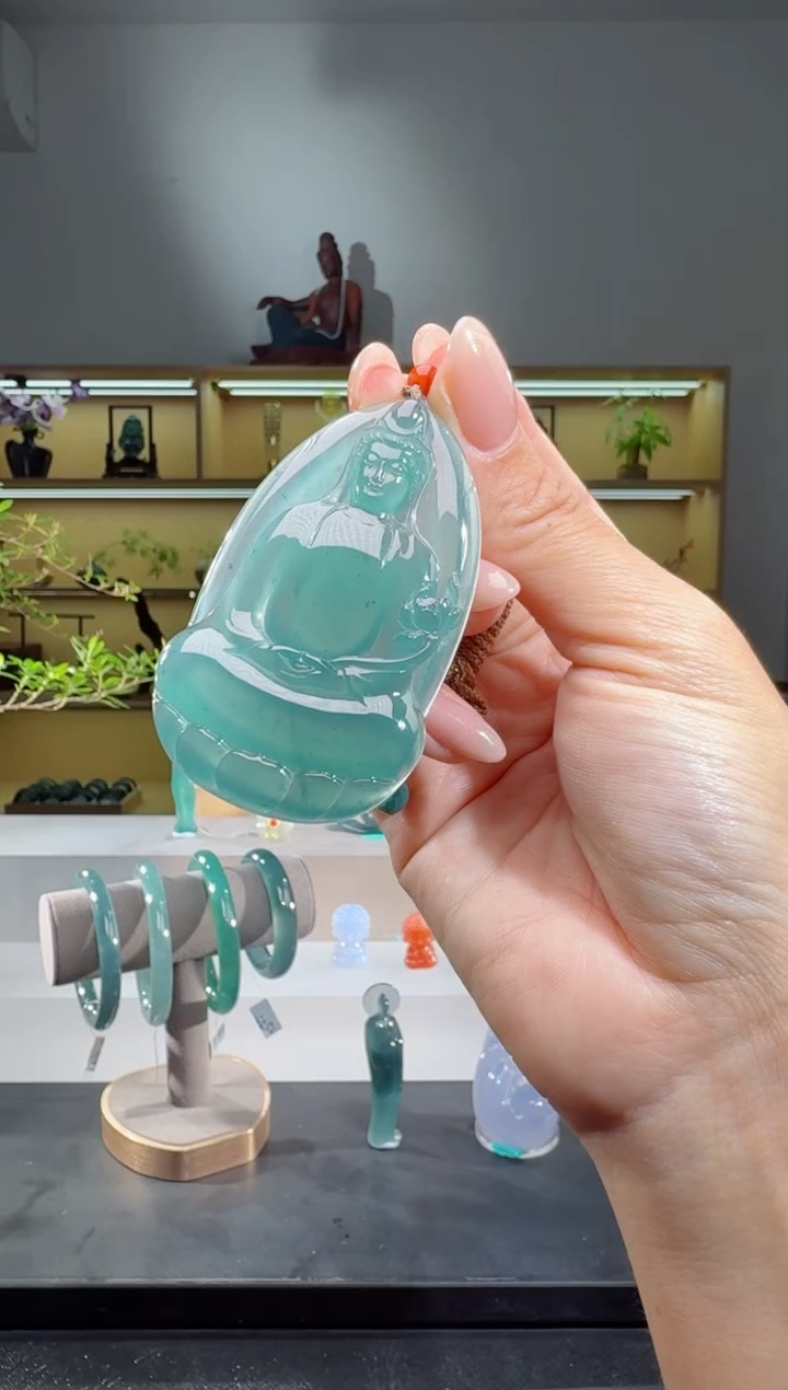 吊坠(不含链)未镶嵌翡翠观音