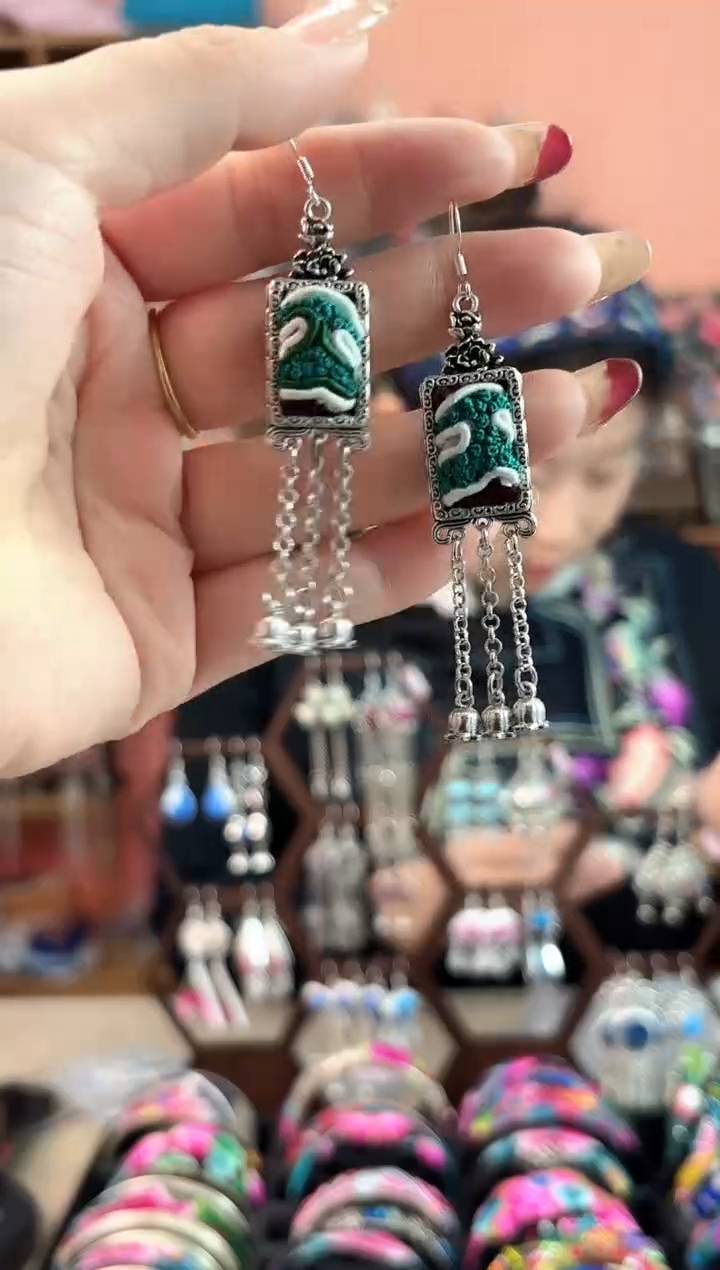 艺枝独绣手工饰品96