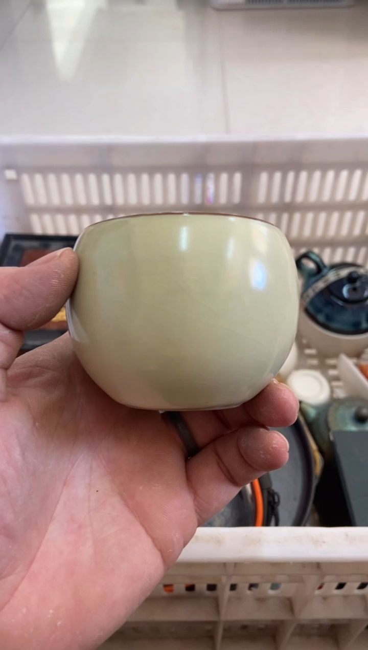 无运费险有瑕疵的摄影的产品有使用过的痕迹有点脏介意勿拍