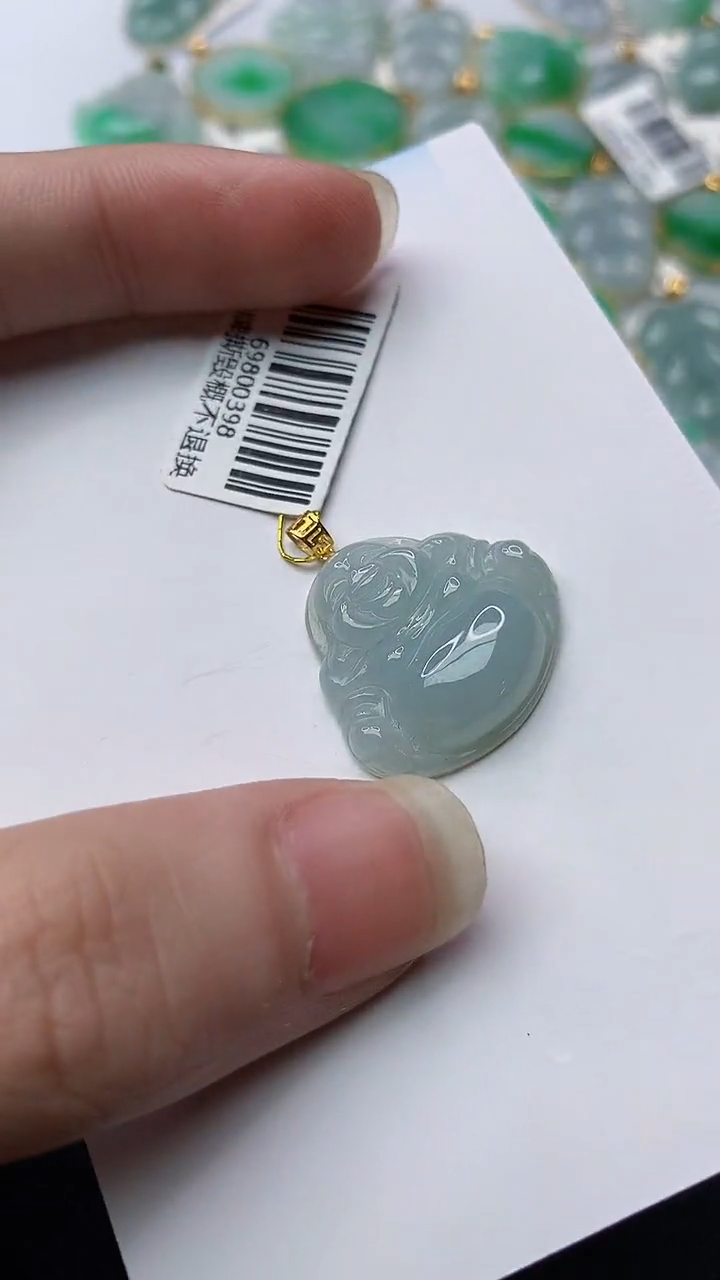 【闪购商品】翡翠颈饰18K金镶嵌67.......