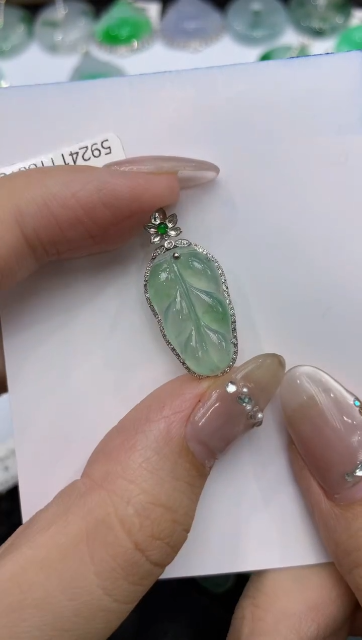 【闪购商品】翡翠颈饰18K金镶嵌222222222