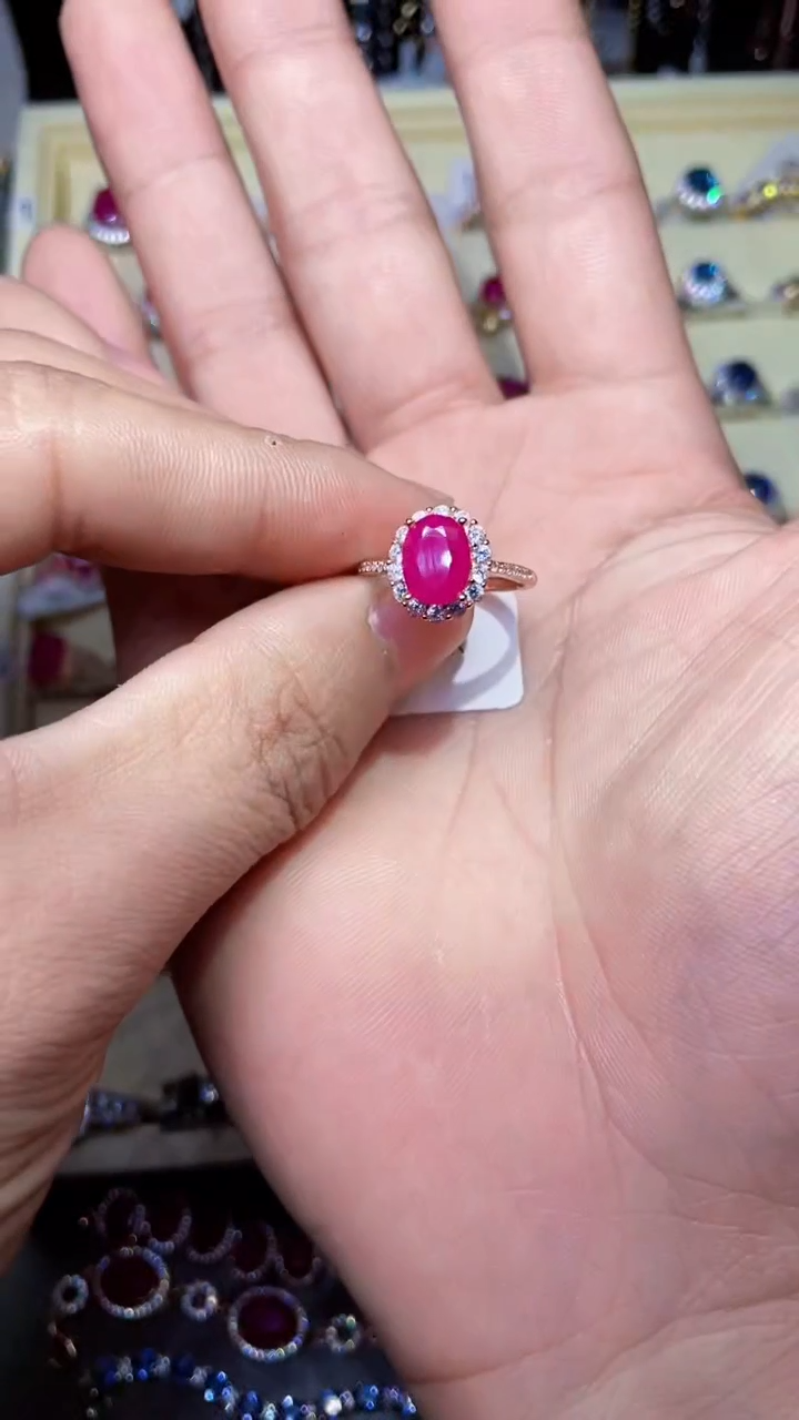 【闪购商品】红宝石戒指银S925镶嵌.......