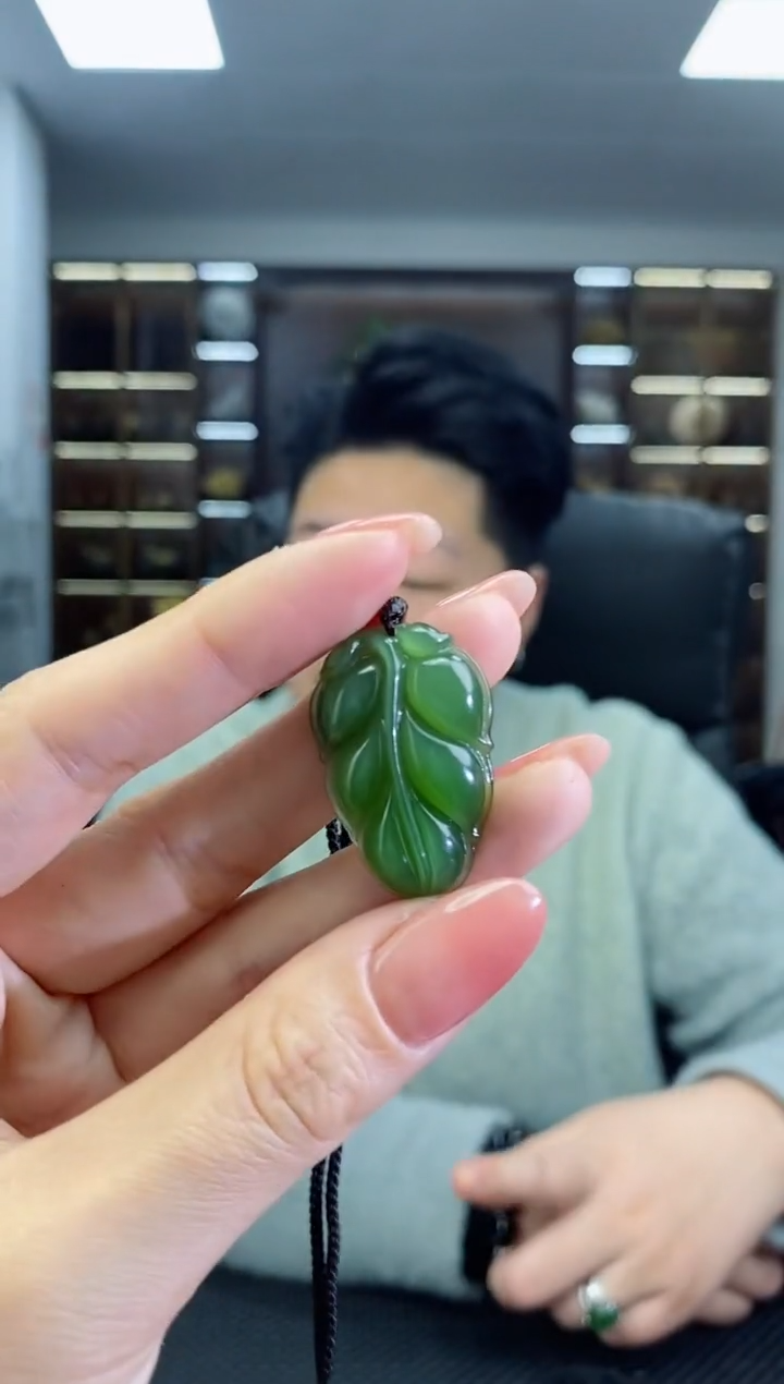 【闪购商品】和田玉颈饰未镶嵌叶子清货3