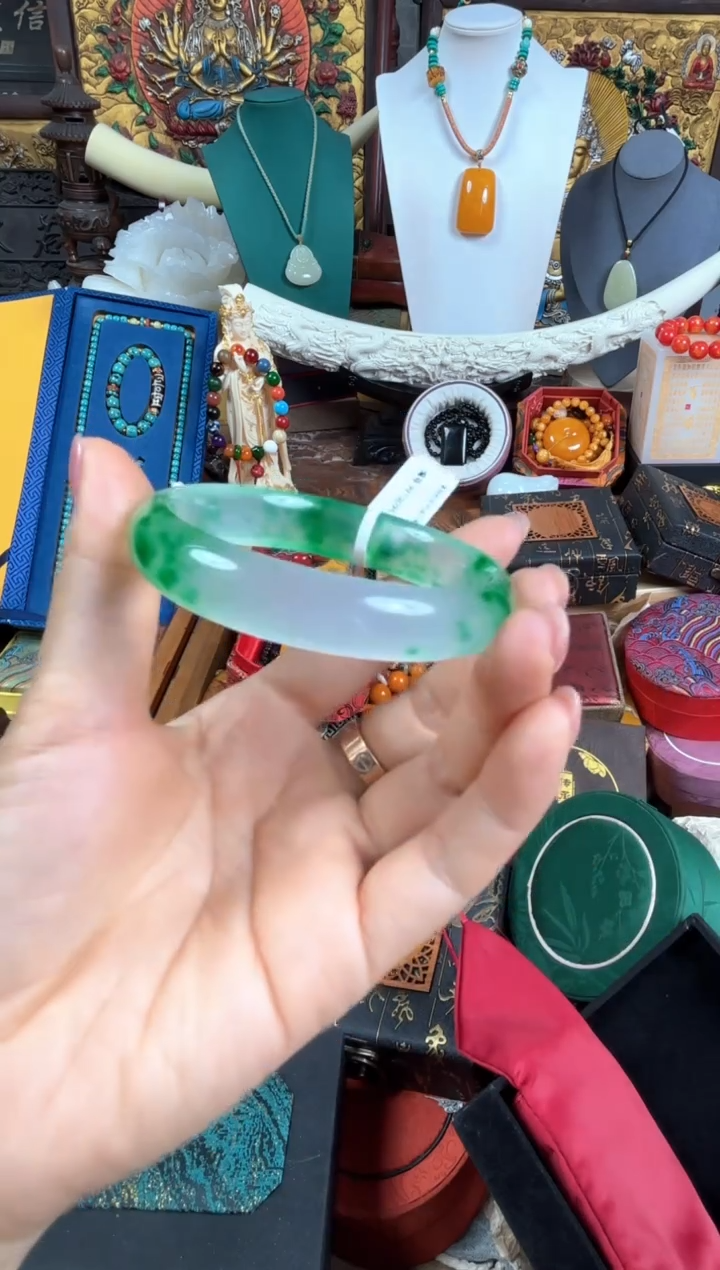 无非金属68768787668768687