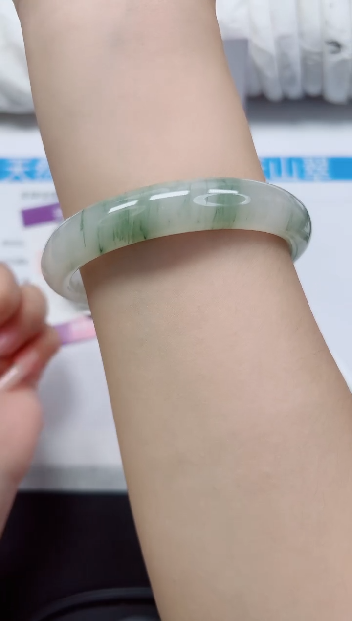 未镶嵌手镯石英质玉133-64/65