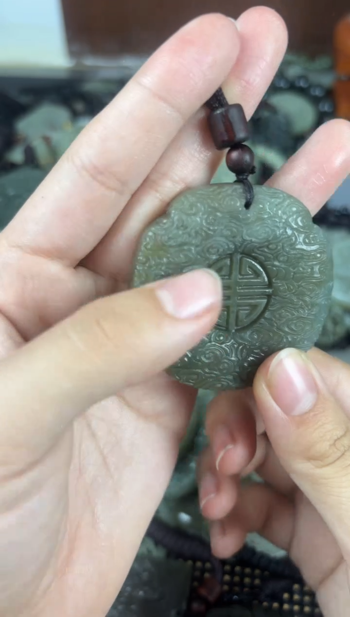 【闪购商品】和田玉颈饰未镶嵌1