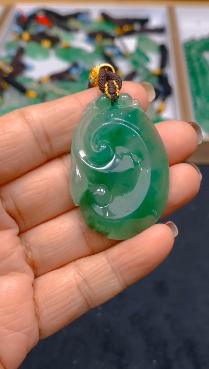 【闪购商品】石英质玉颈饰未镶嵌冰美人非洲翠055