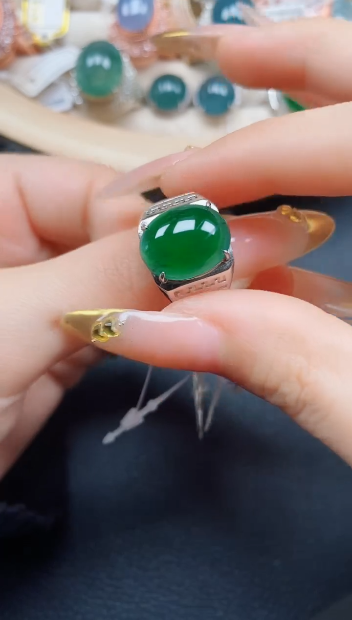【闪购商品】翡翠戒指银S925镶嵌翡翠