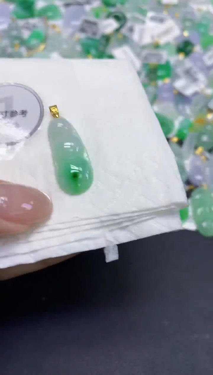 颈饰未镶嵌翡翠天然缅甸翡翠A货百元以上9元证书费自理