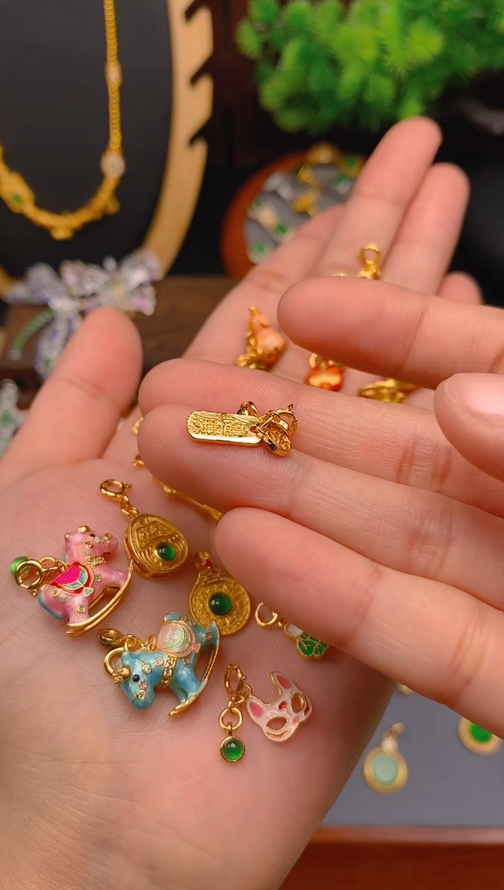 【闪购商品】翡翠吊坠(不含链)银S925镶嵌平安喜乐牌