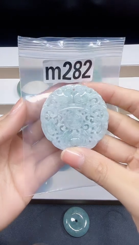 颈饰未镶嵌翡翠天然翡翠吊坠挂件