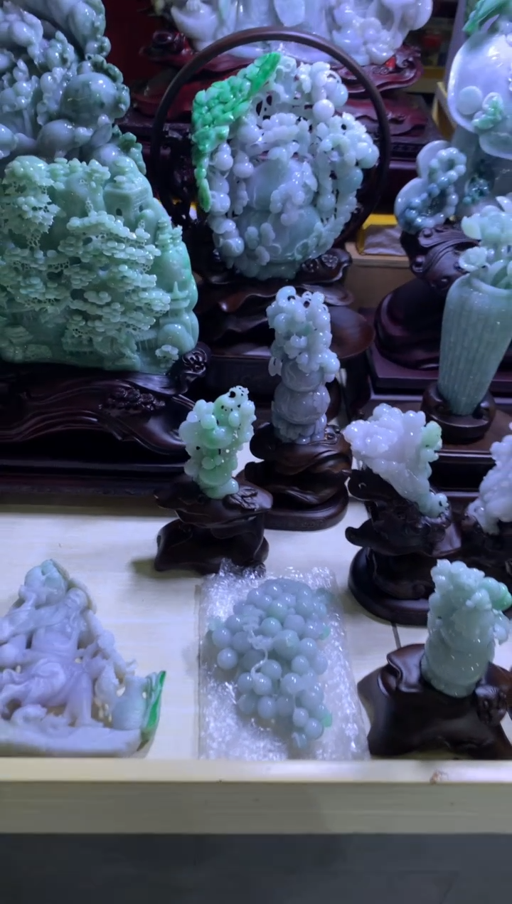 【闪购商品】翡翠摆件未镶嵌翡翠摆件