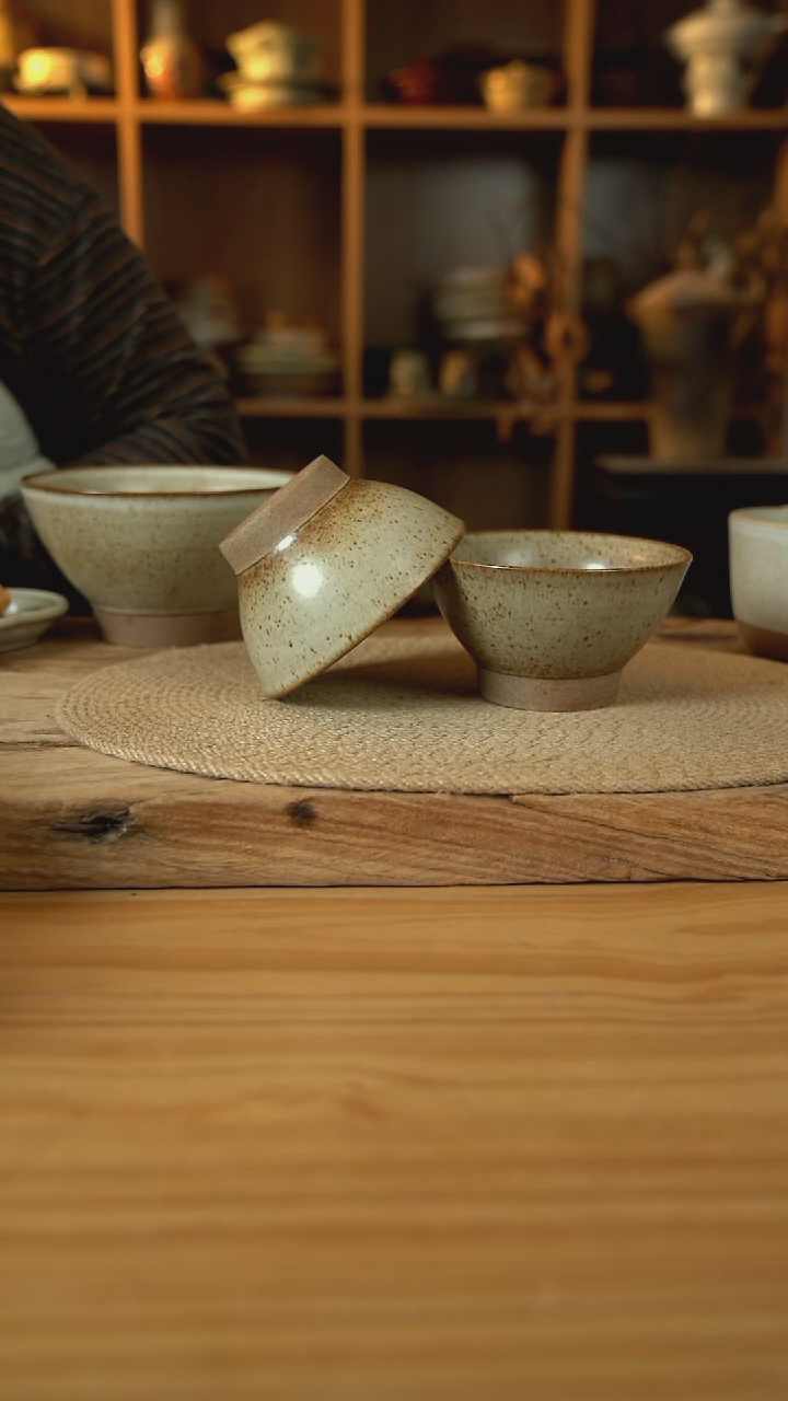 奶奶系列的5英寸高脚斗笠米饭碗2个