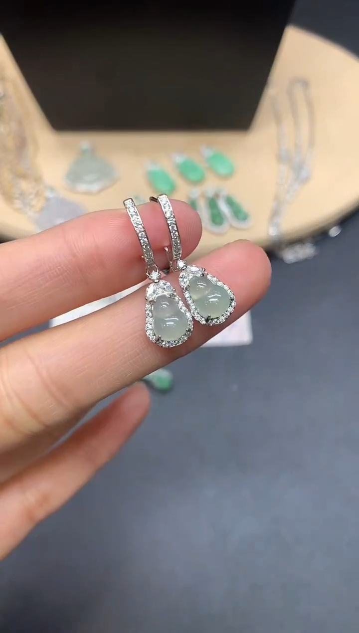 【闪购商品】翡翠耳饰银S925镶嵌葫芦【多样性发其一】
