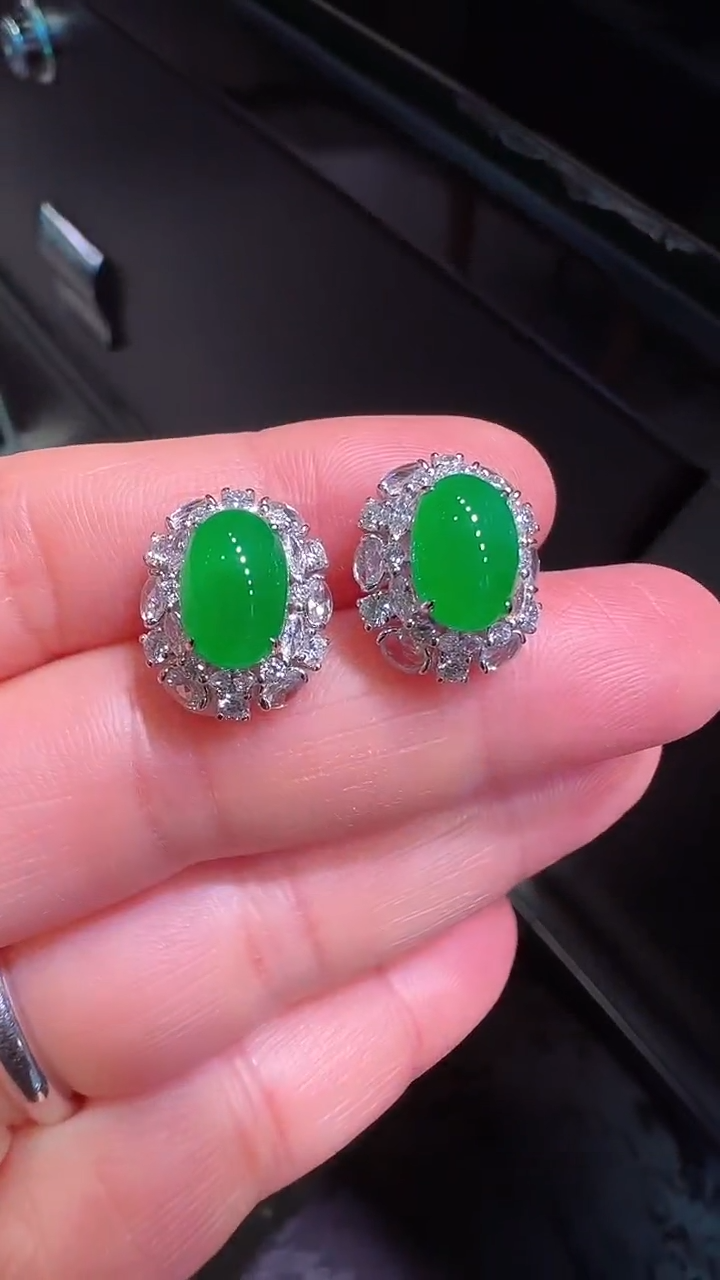 【闪购商品】翡翠耳饰18K金镶嵌耳坠