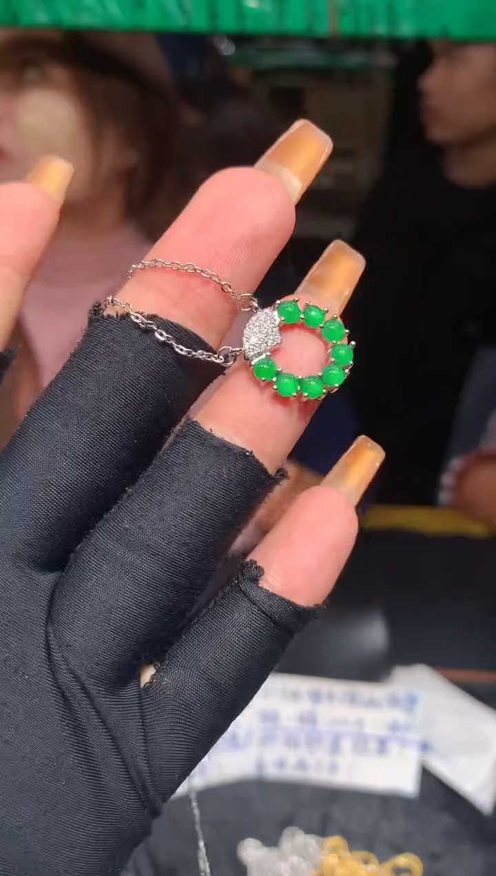 【闪购商品】定制翡翠未镶嵌24定制翡翠-多样性发货（发其一）