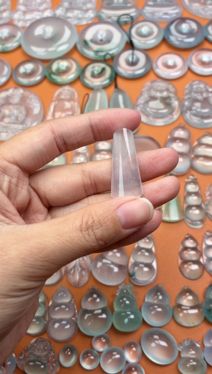 吊坠(不含链)未镶嵌翡翠55 柱子 32 14.3 5.5