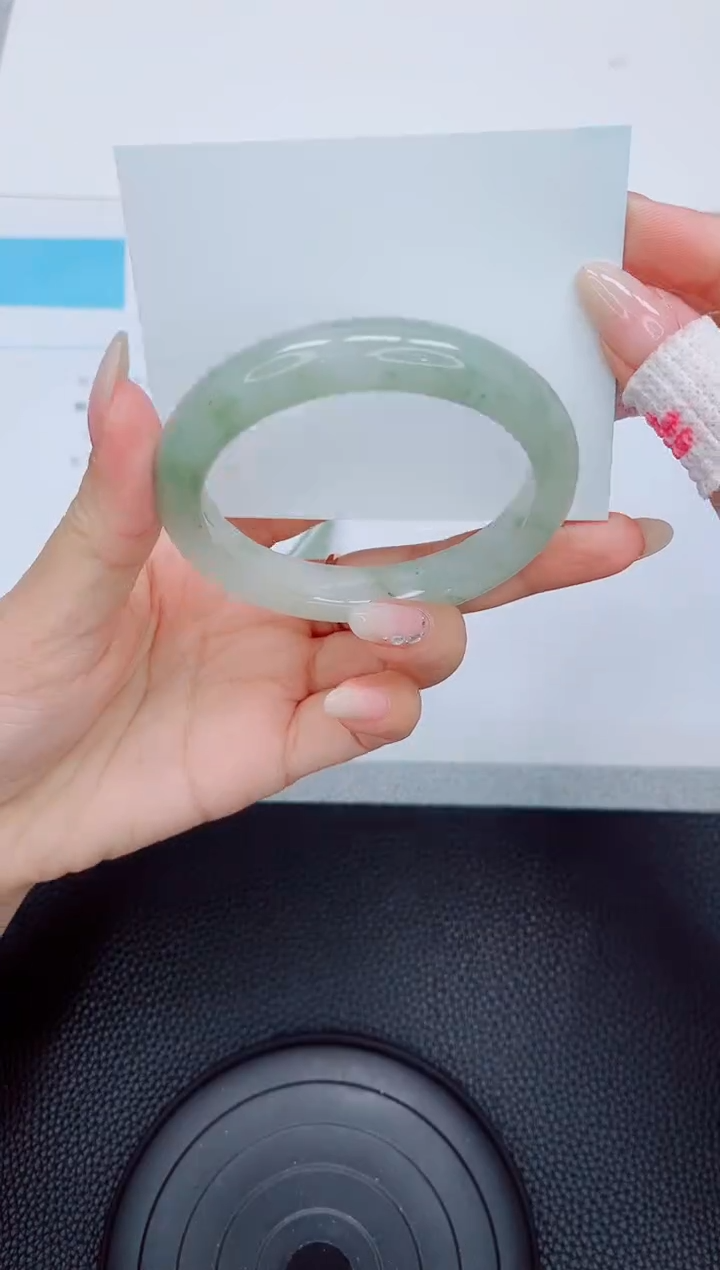 石英质玉手镯未镶嵌a59-58.1