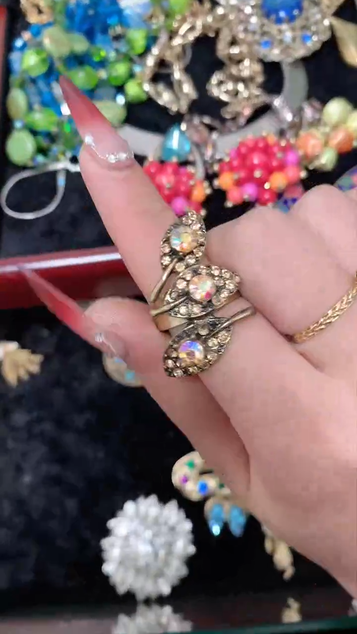 【闪购商品】瓷片楚楚中古珠宝甄选不退换