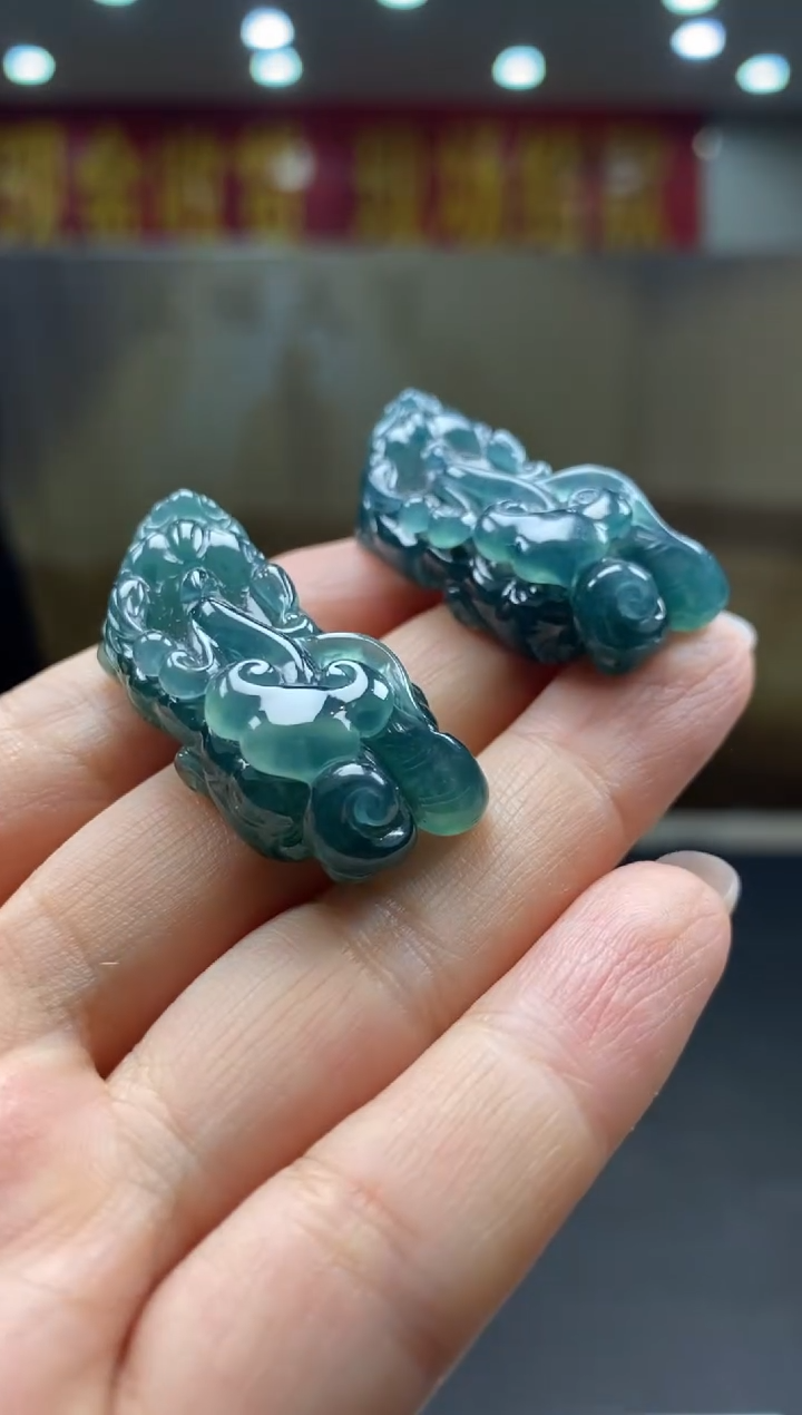 【闪购商品】定制翡翠未镶嵌多样性发货【只发一件】*q25