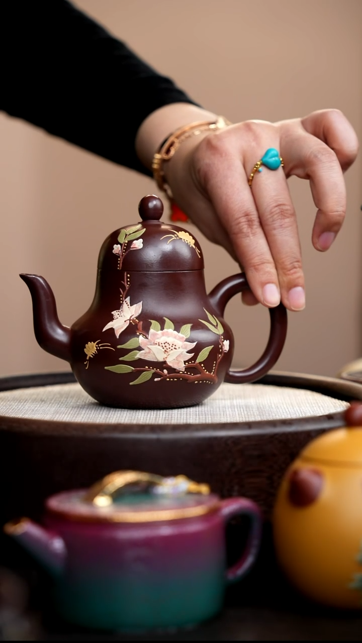 茶壶紫砂紫脂泥思婷泥绘双花
