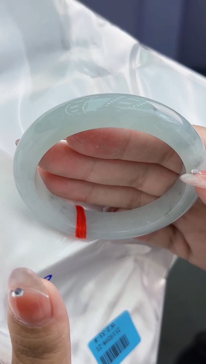 【闪购商品】翡翠手镯未镶嵌翡翠手镯