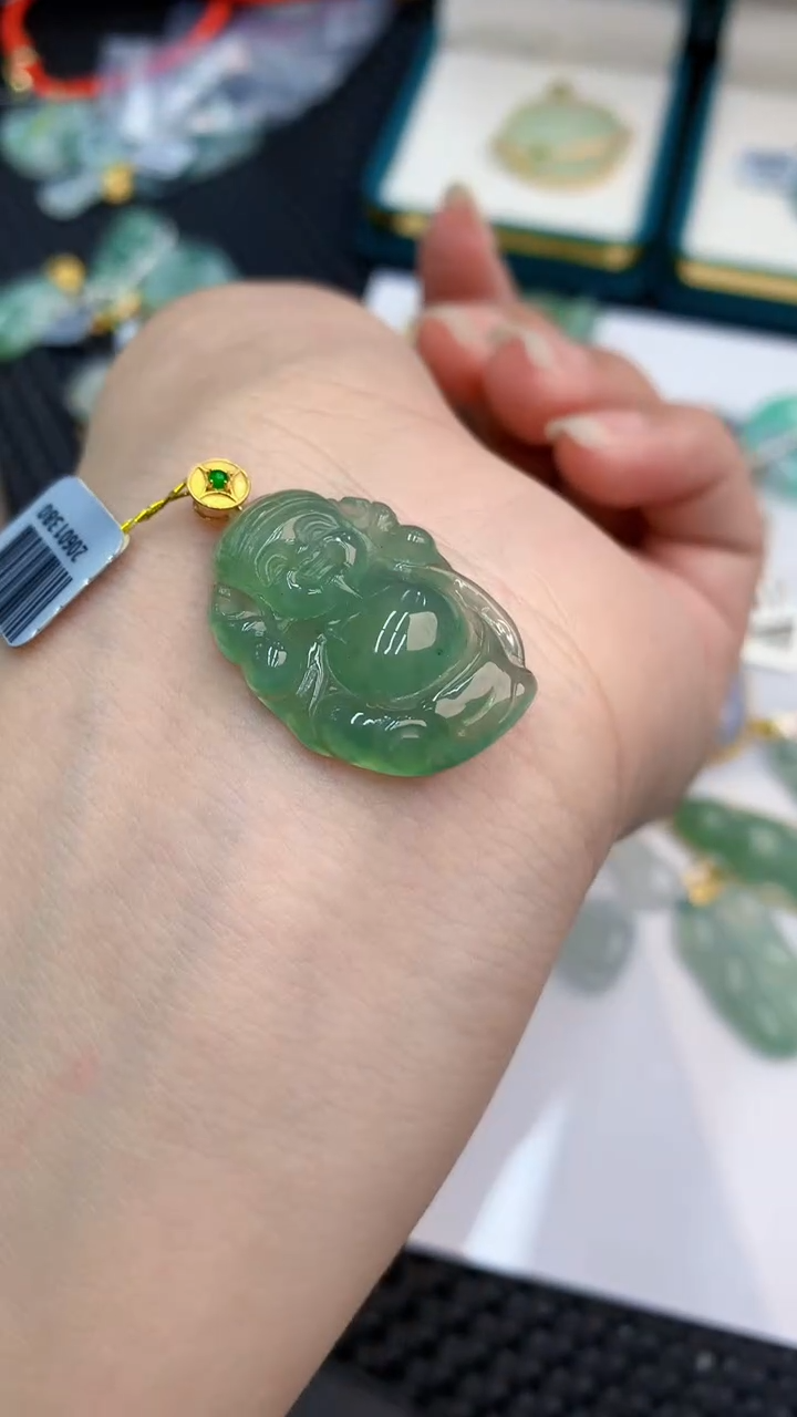 【闪购商品】翡翠颈饰18K金镶嵌            8