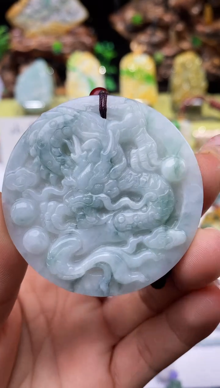 【闪购商品】翡翠颈饰未镶嵌翡翠A货