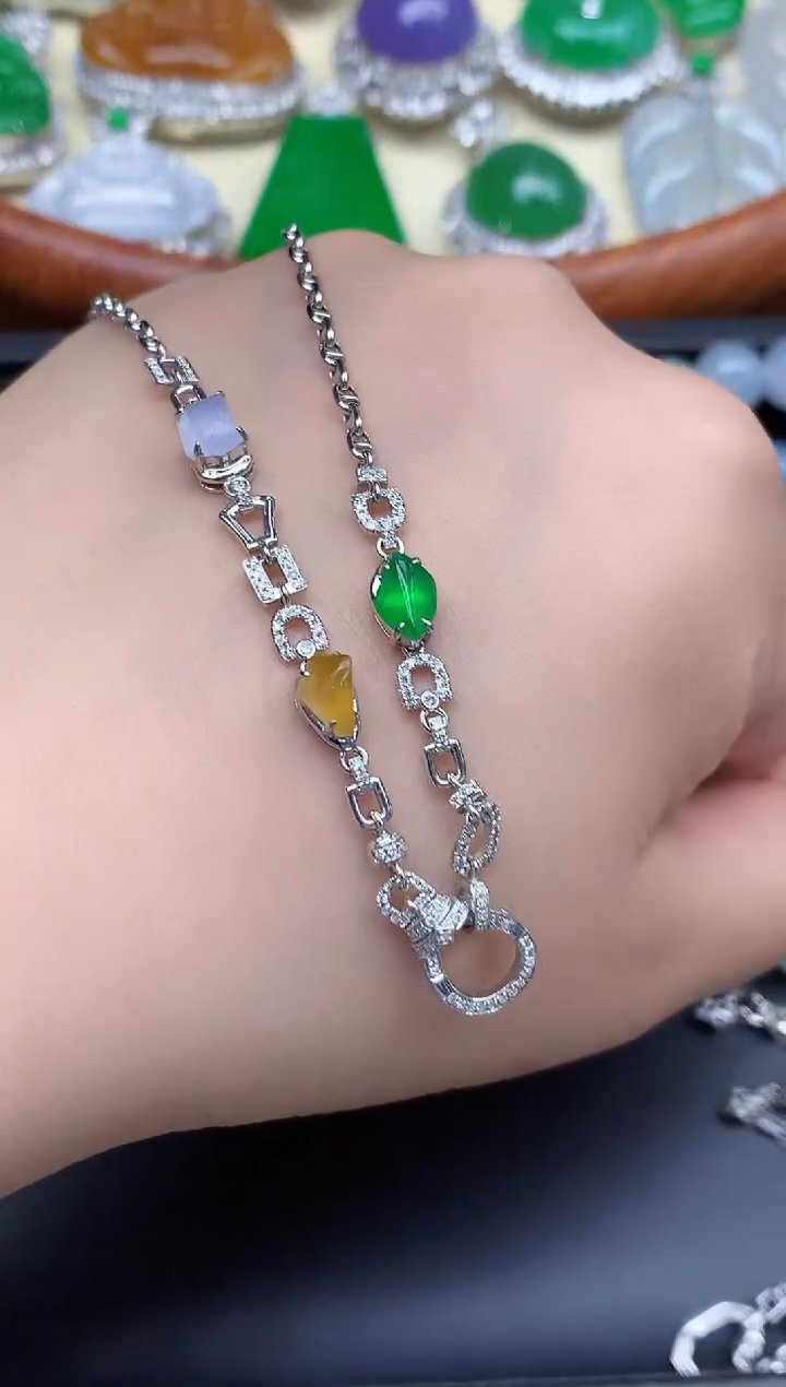 颈饰18K金镶嵌翡翠573-中国好珍宝