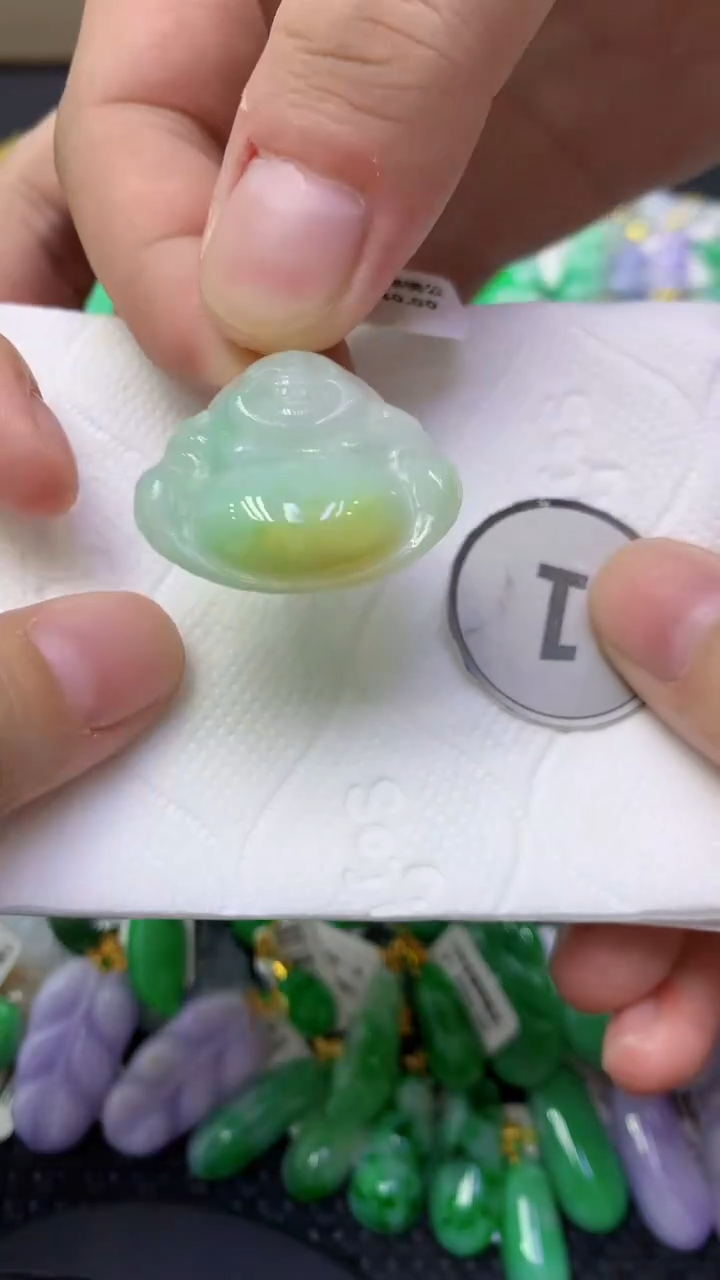 颈饰未镶嵌翡翠天然缅甸翡翠A货