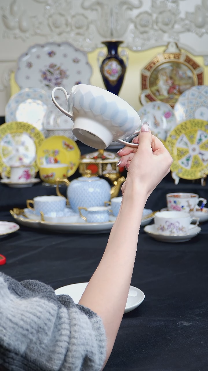 骨瓷婷婷中古器物如图所示96