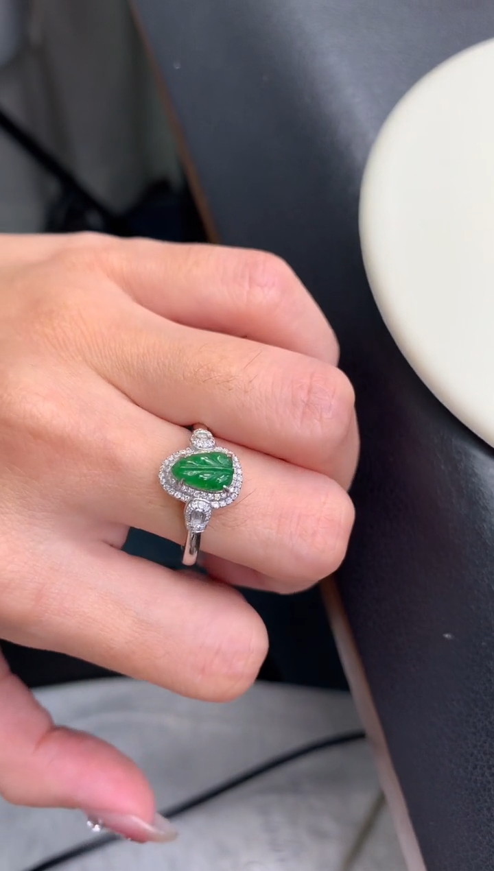 18K金镶嵌定制翡翠48小时鉴赏期 退货不扣服务费