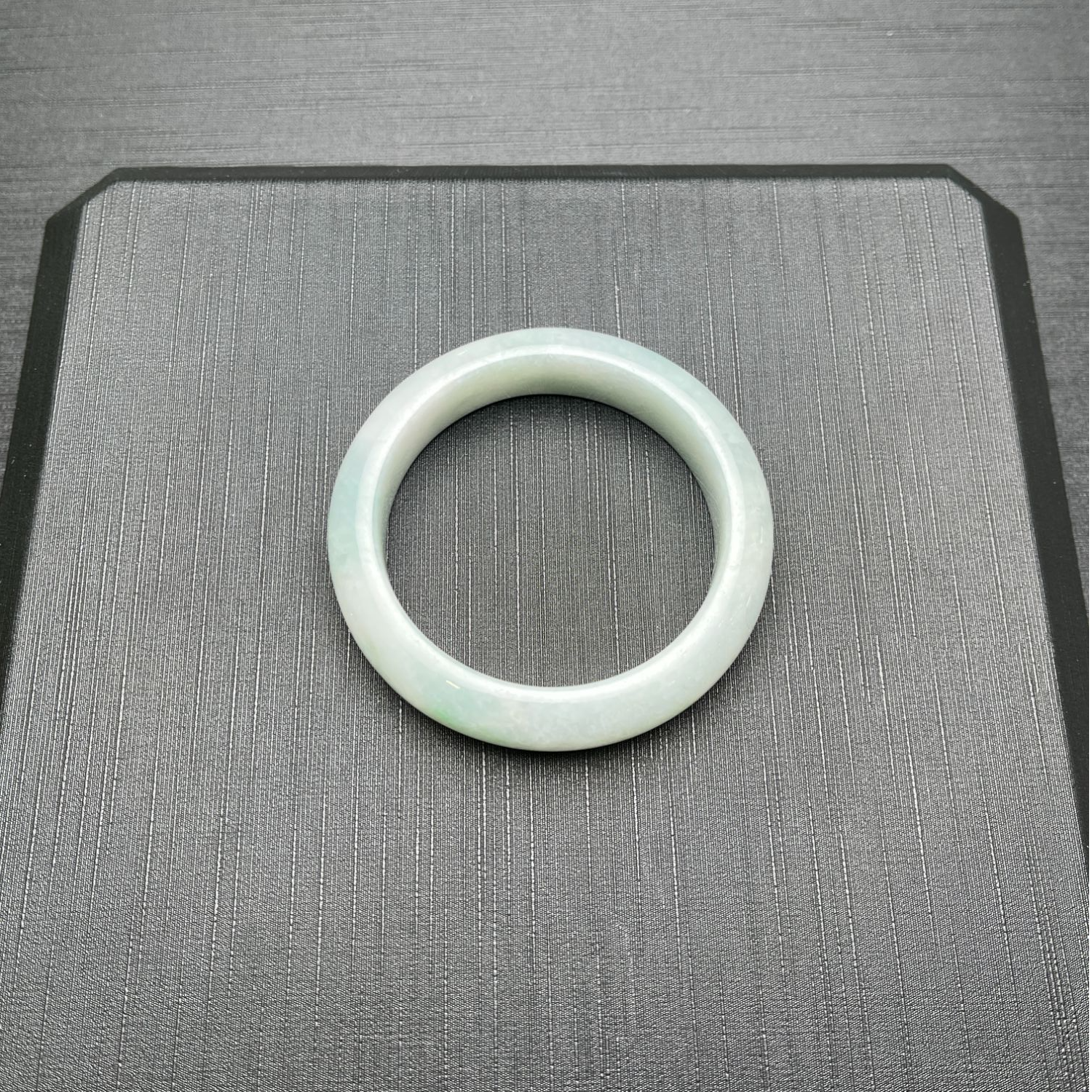 缅甸翡翠A货糯种绿飘花平安镯56圈口