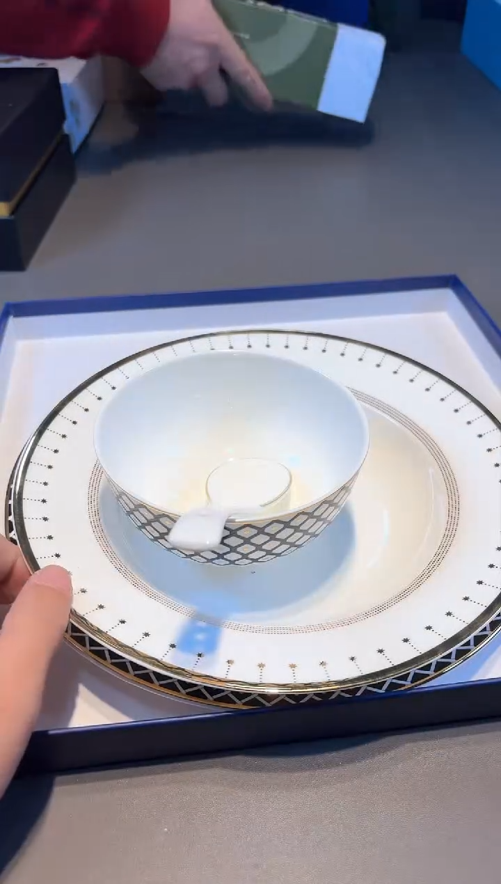 【闪购商品】瓷片新号开播啦全场福利保正保真